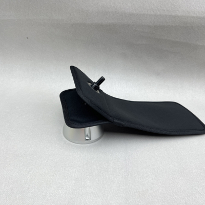 Faraday-Lined Lockable Mobile Phone Pouch Kits for Home Use from Sesame Portastile